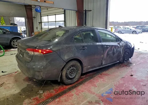 2024 Toyota Corolla Le z USA, uszkodzony, nr VIN JTDBDMHE8R3014373